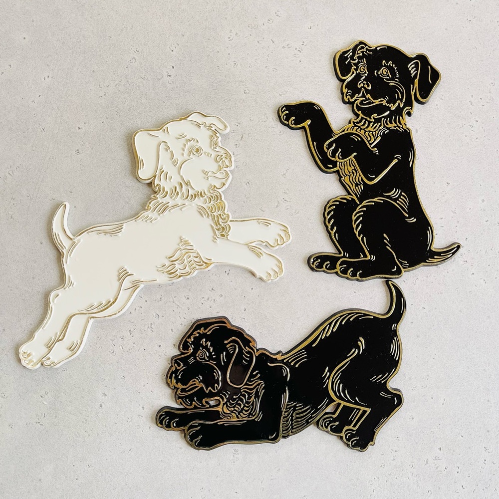Set of 3 Vintage 70s Plastic Invicta England Puppy Dog
Plaques Black White Gold